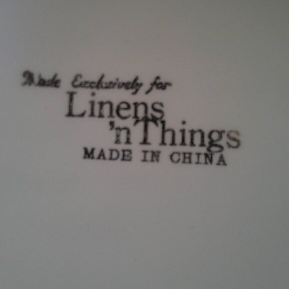 Vintage Hand Painted Gravy Bowl - Picture 3 of 5